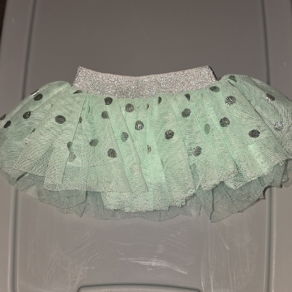 (J59) Cherokee Mint Tulle Skirt with Silver Waistband Sz 0-3 Month